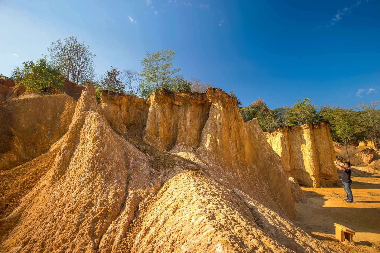 Phae Mueang Phi Forest Park