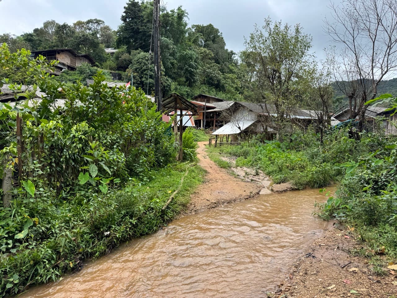 Mae Sariang to Mae Chaem via Village Roads