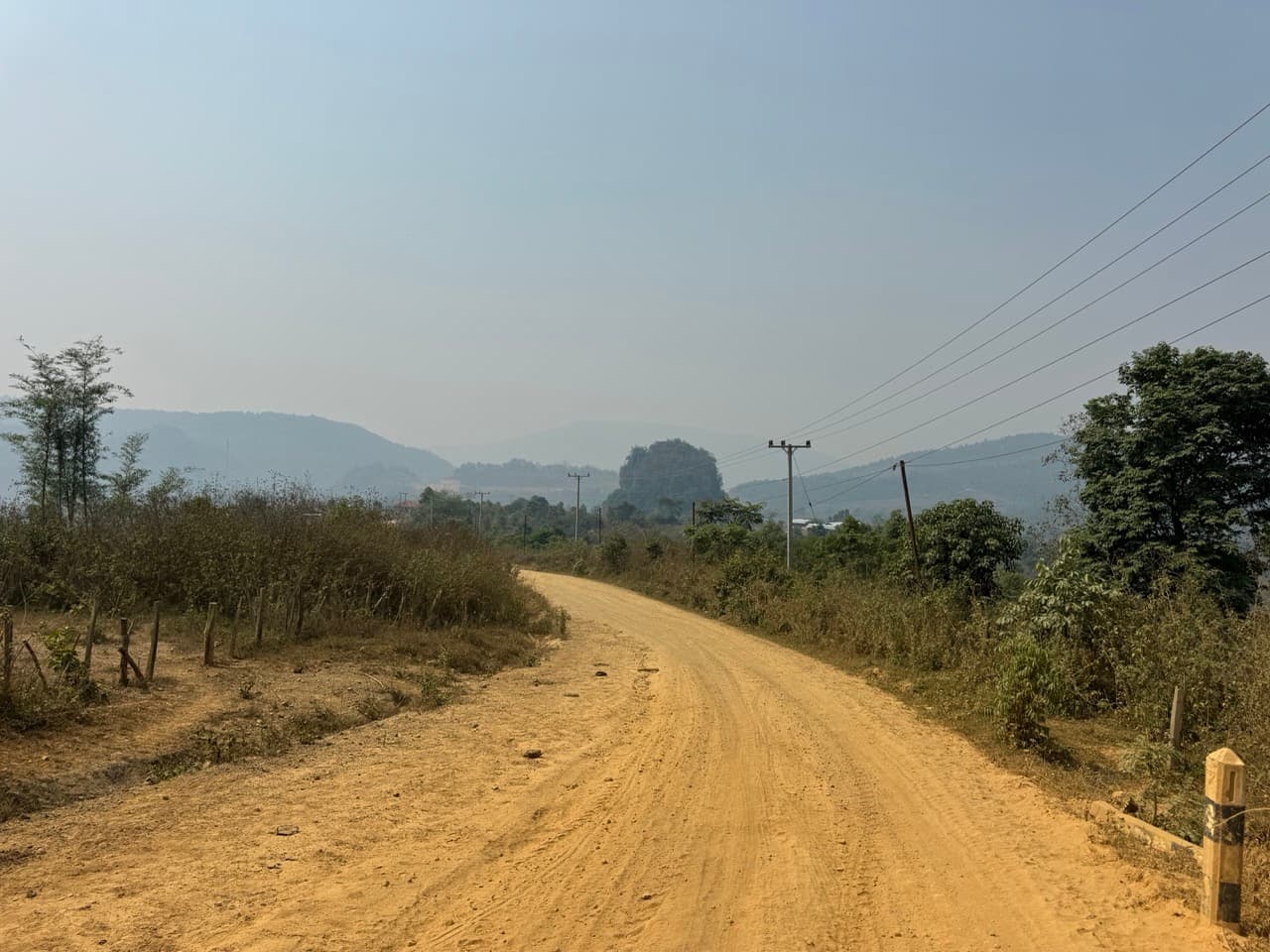 Phonsavan to Long Tien and Anouvong