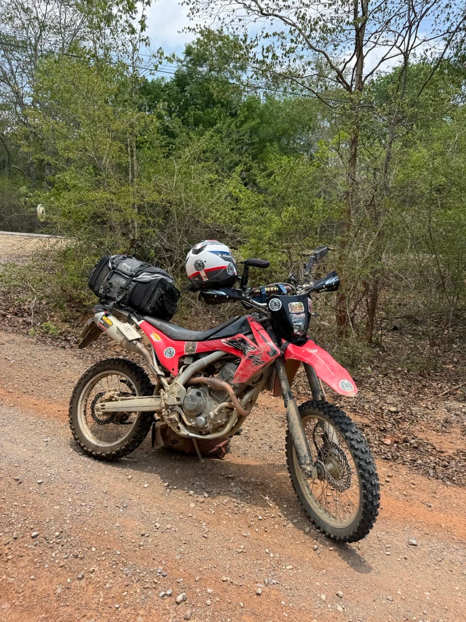Hot to Om Koi on Dirt Roads
