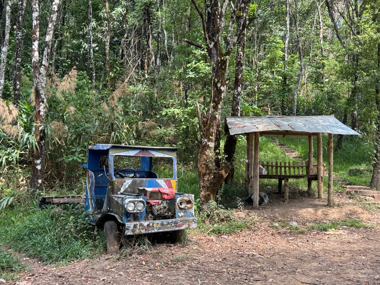Pai to Chiang Mai via Muang Khong and Mae Taeng